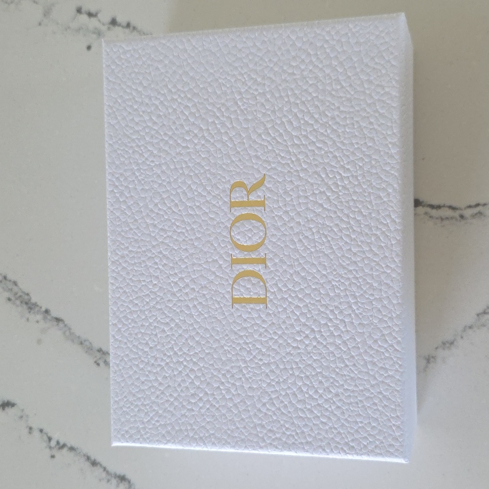 Dior Gold Member Birthday Gift Around the World Jewelry box Blooming Bouquet - Picture 12 of 13